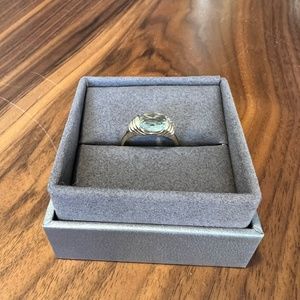 14k gold blue topaz ring, size 9
